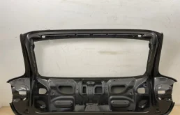 Дверь багажника для Audi Q7 2014 года на фотографиях