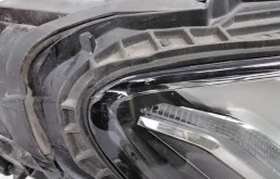 Фара ксенон правая для Audi Q7 2024 года на фотографиях