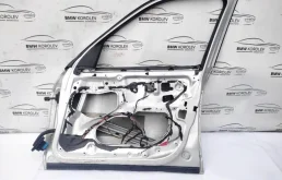 Дверь передняя правая для BMW X3 2008 года на фотографиях