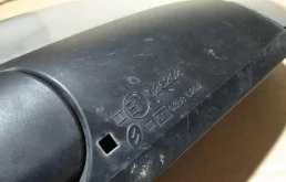 Корпус зеркала правый для Nissan Qashqai 2013 года на фотографиях