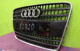 Решетка радиатора для Audi Q7 2008 года на фотографиях