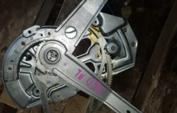 Стеклоподъемник передний левый для Volvo XC70 SZ 2000-2007