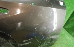 Дверь задняя правая для Toyota RAV4 2023 года на фотографиях