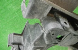 Панель радиатора (телевизор) для Volkswagen Golf 2016 года на фотографиях