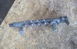 Топливная рампа (LR001321) для Land Rover Freelander L359 2006-2010