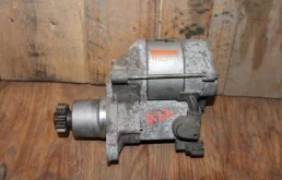 Стартер для Toyota RAV4 2001 года на фотографиях