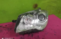 Фары для Volkswagen Touran 2008 года на фотографиях