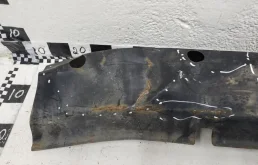 Усилитель переднего бампера для Mitsubishi Pajero Sport 2024 года на фотографиях