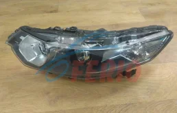 Фара левая для Honda Accord 2006 года на фотографиях