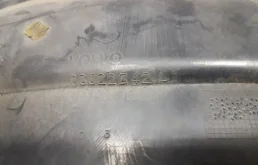 Крылья для Volvo XC70 2005 года на фотографиях