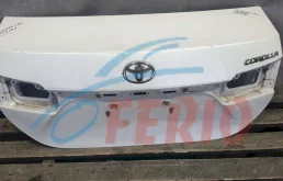 Крышка багажника для Toyota Corolla на фотографиях