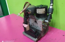 Блок ABS для Mercedes-Benz E class 2002 года на фотографиях