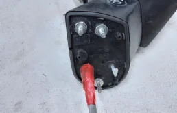 Зеркало боковое левое для Toyota RAV4 2021 года на фотографиях