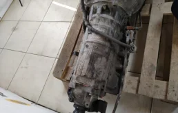 Двигатель для Lexus LS 2002 года на фотографиях