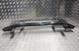 Усилитель заднего бампера для Hyundai Solaris на фотографиях