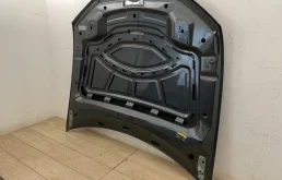 Капот для Audi Q7 2023 года на фотографиях