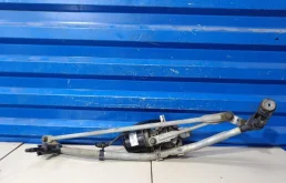 Трапеция стеклоочистителей для Renault Logan 2015 года на фотографиях