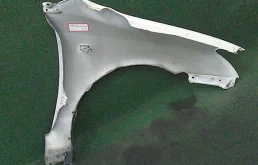 Крылья для Toyota Corolla 2003 года на фотографиях