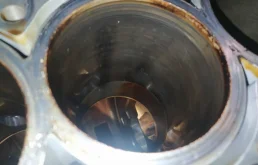 Блок цилиндров ДВС (без ГБЦ) для Mitsubishi Outlander 2012 года на фотографиях