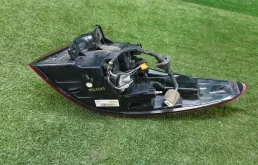 Фонарь левый для Kia Rio X line 2025 года на фотографиях