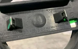 Решетка радиатора для Volvo S60 2015 года на фотографиях