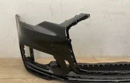 Бампер для Audi A6 2019 года на фотографиях