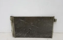 Радиатор кондиционера для BMW 5er 2020 года на фотографиях