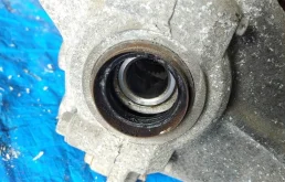 Редуктор заднего моста для Nissan X-Trail 2003 года на фотографиях