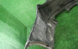 Бампер задний для BMW 7er 2012 года на фотографиях