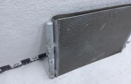 Радиатор кондиционера для Hyundai Solaris 2013 года на фотографиях