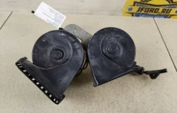 Звуковой сигнал для Volvo XC90 2005 года на фотографиях