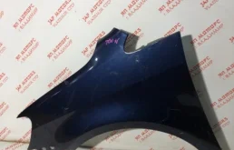 Крылья для Volkswagen Touran 2015 года на фотографиях