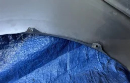 Крылья для Toyota Alphard 2008 года на фотографиях