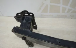 Усилитель бампера передний верхний для Hyundai Elantra на фотографиях