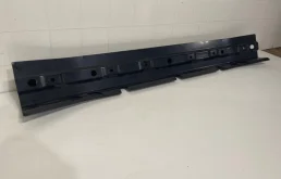 Усилитель переднего бампера для Mitsubishi Pajero Sport 2024 года на фотографиях