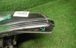 Фара ксенон левая для Hyundai Solaris 2011 года на фотографиях