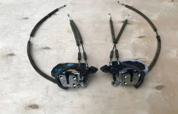 Замок задней правой двери для Nissan Note на фотографиях