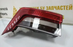 Фонарь левый для Skoda Rapid 2025 года на фотографиях