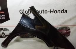 крыло переднее правое чёрного цвета (60210SMGE00ZZ) для Honda Civic FK,FN 5D 2006-2012