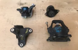 Подушка двигателя для Honda Accord 2006 года на фотографиях