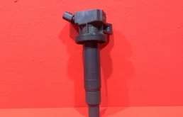 Катушка зажигания для Toyota Corolla на фотографиях