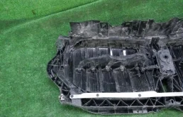 Воздухозаборник для Toyota Corolla 1998 года на фотографиях