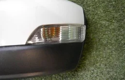 Стекла и зеркала для Skoda Rapid 2018 года на фотографиях