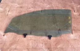 Стекло двери переднее левое для Nissan Qashqai на фотографиях