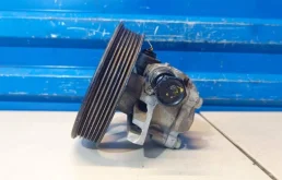 Насос ГУР для Hyundai Solaris 2010 года на фотографиях