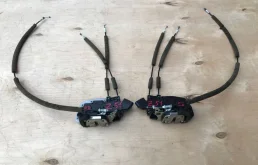 Замок задней правой двери для Nissan Note на фотографиях