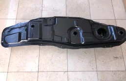 Топливный бак для Mitsubishi Pajero V90 5dr 2006-2011