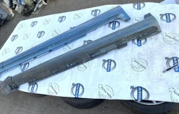 Накладка порога левая для Volvo C30 2006 года на фотографиях