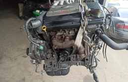 Двигатель без навесного для Lexus ES 2004 года на фотографиях
