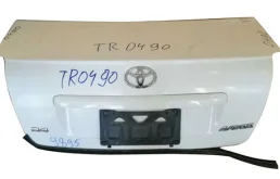 Крышка багажника для Toyota Avensis на фотографиях